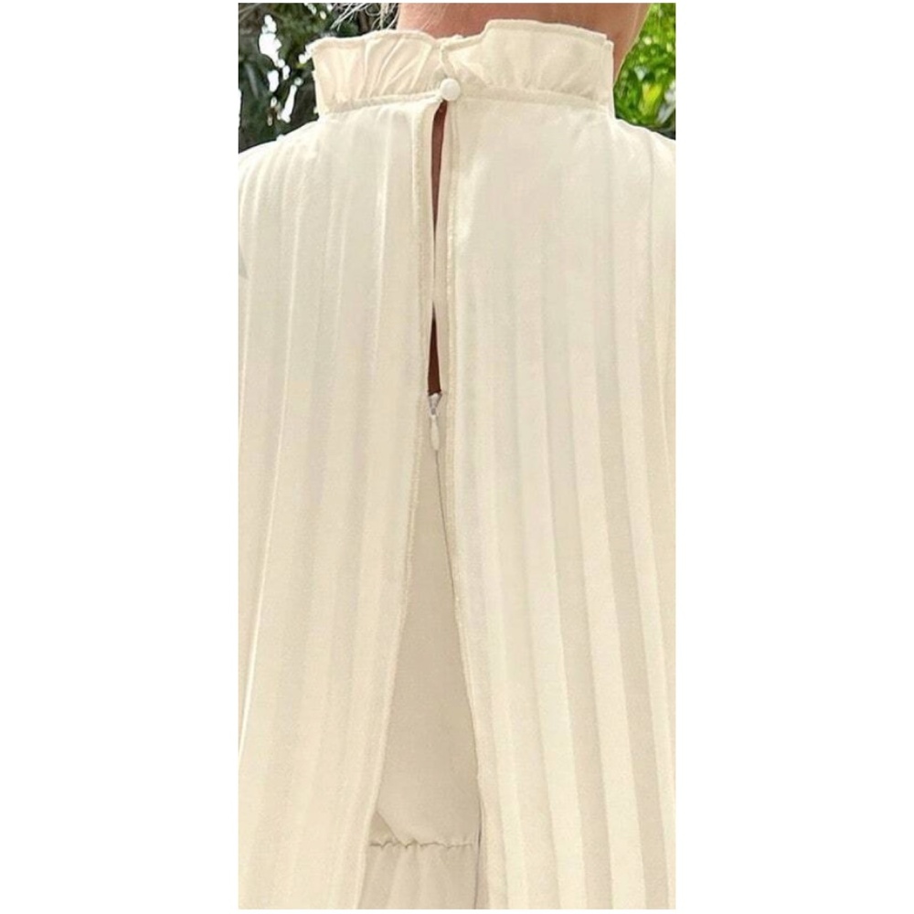 Boho Frill Neck Pleated Sleeveless Romper - Picture 3 of 4